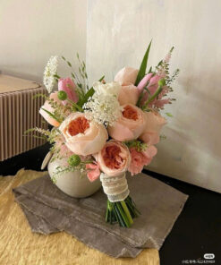 Hoa cưới cầm tay nhỏ