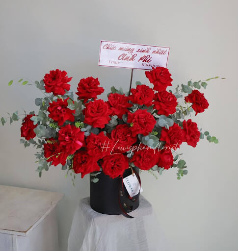 Hoa để bàn tròn