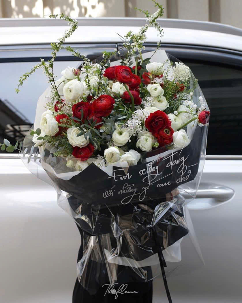 Hoa mao lương đỏ tía