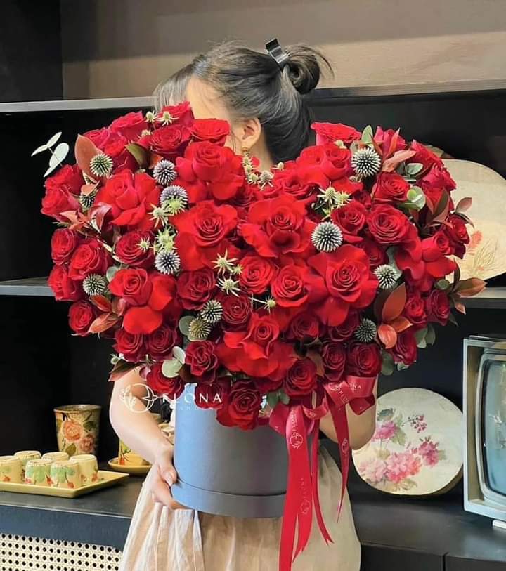 Hộp hoa valentine