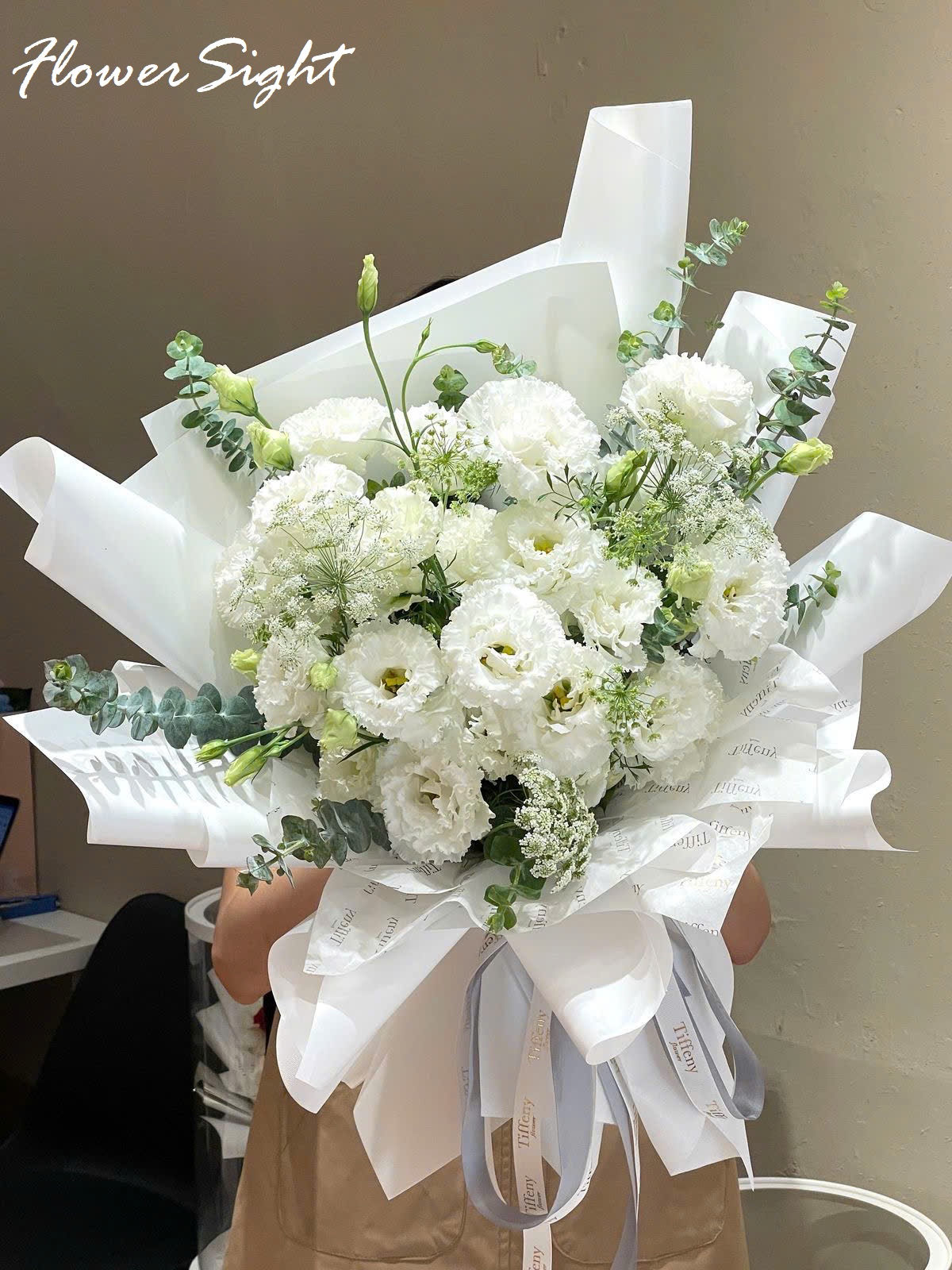 Bó hoa cát tường trắng tặng mẹ ngày 8-3