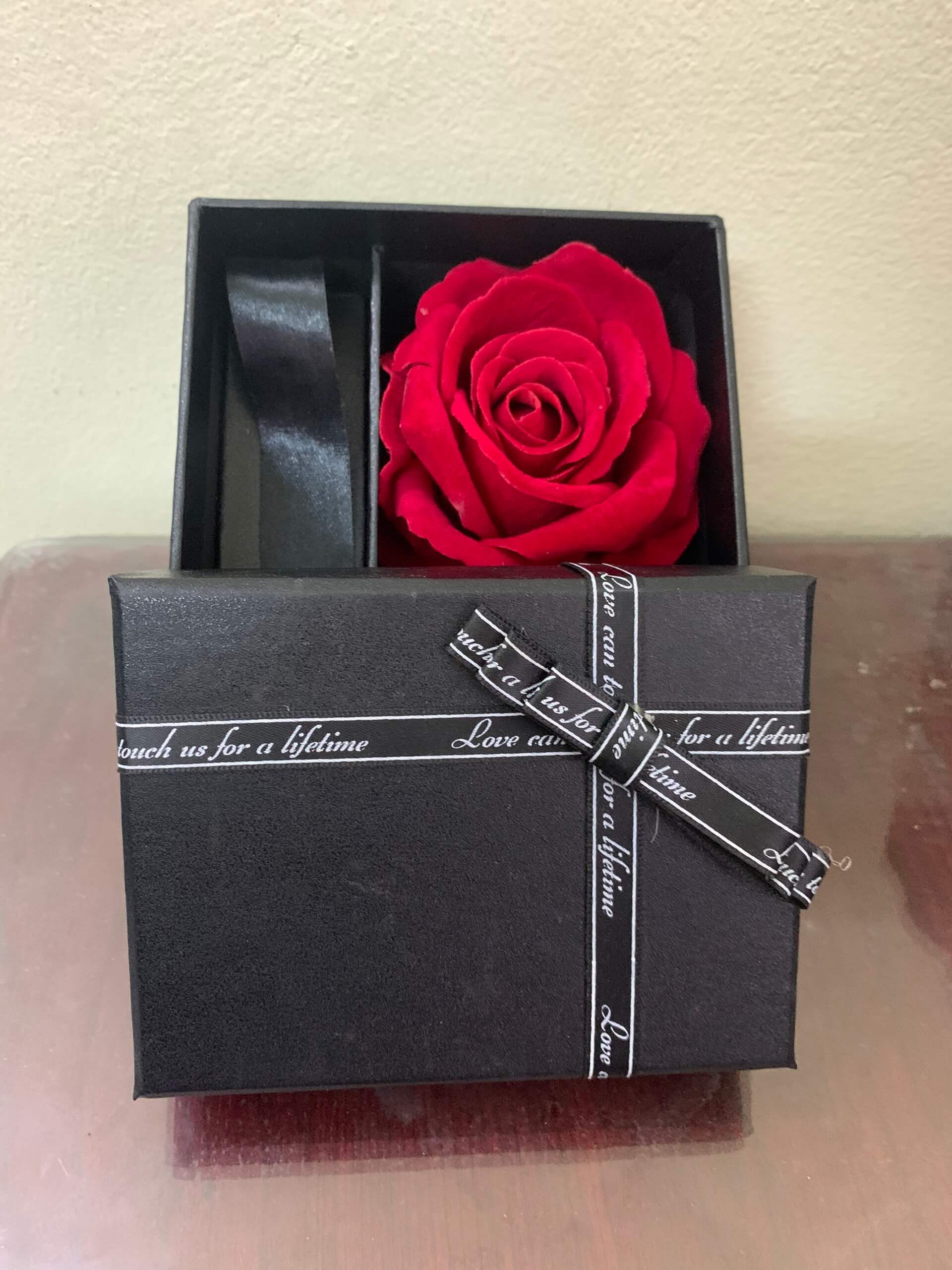 hộp hoa 1 bông 02