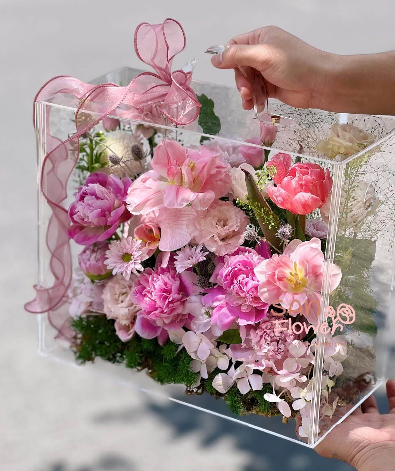 Hộp hoa mẫu đơn