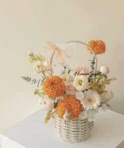 Giỏ hoa tươi 300k