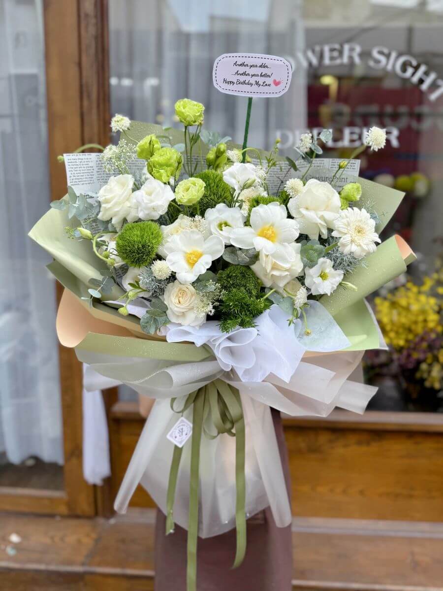 hoa sinh nhật cung bảo bình