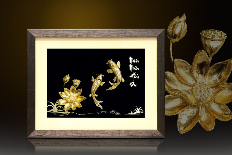 Tranh treo tường mạ vàng sang trọng