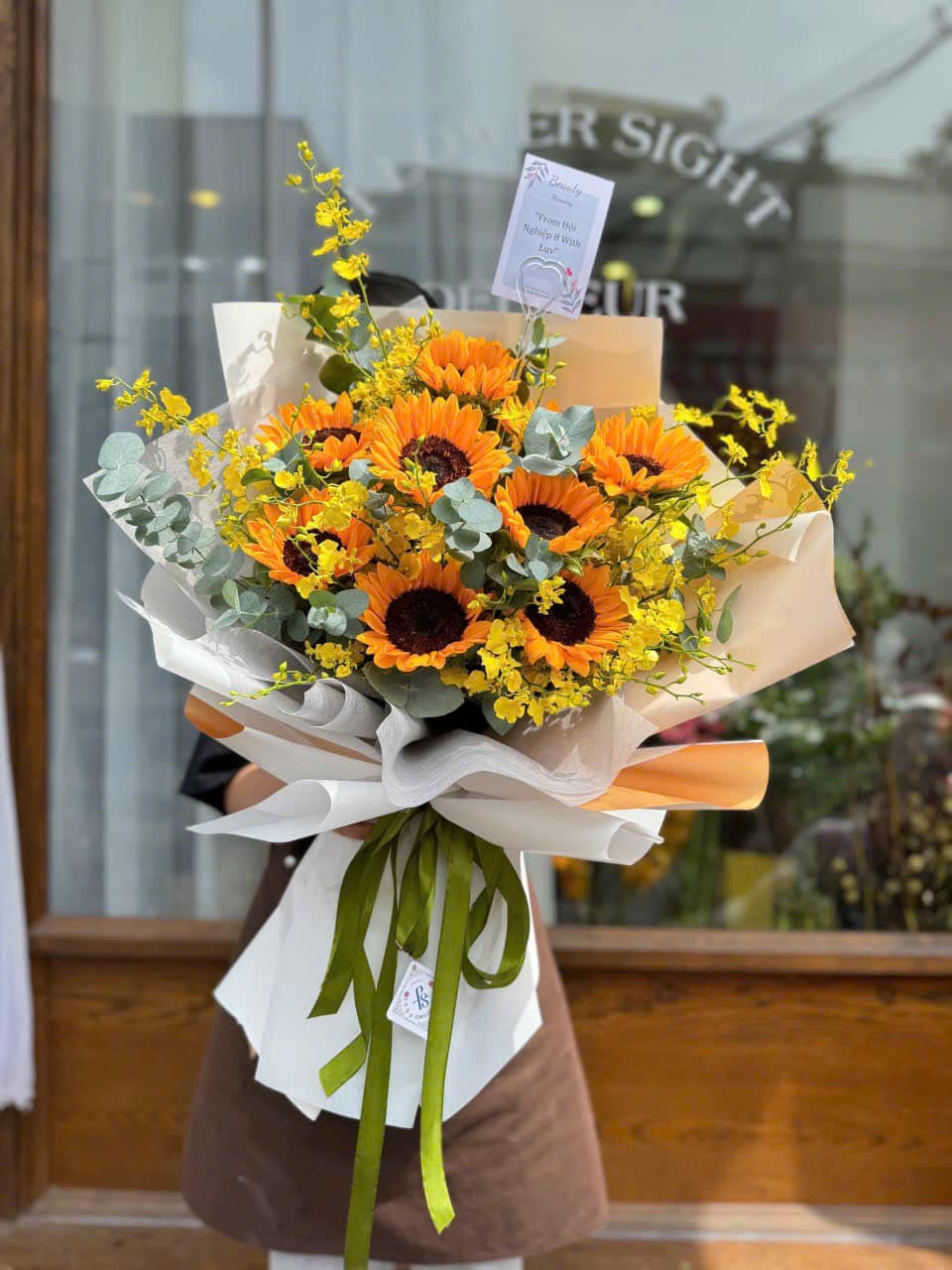 hoa sinh nhật cung sư tử