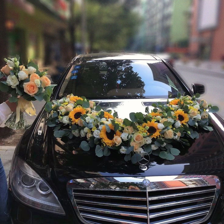 Xe hoa cưới hướng dương