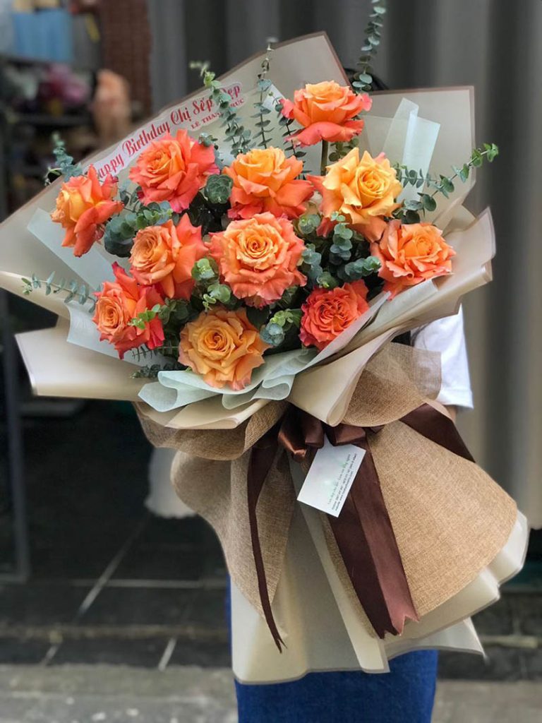 Bó hoa hồng cam