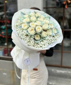 Bó Hoa Tiền Tái Sinh