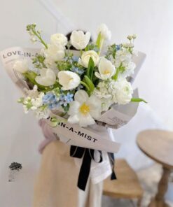 Bó Hoa Tulip Mê Cung