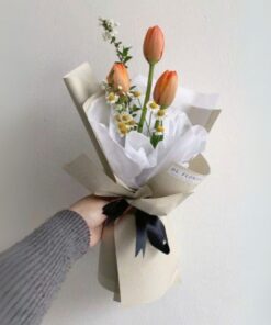 Bó Hoa Tulip Tình Đầu