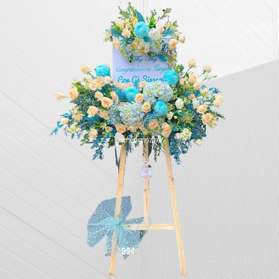 Kệ hoa - sắc cầu vòng