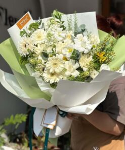 Bó hoa tươi màu xanh "Warmer"