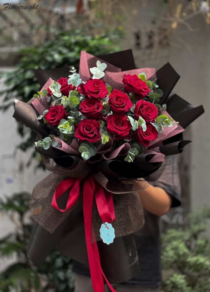 Mẫu bó hoa 10 bông lãng mạn, ngọt ngào thích hợp dành tặng mẹ