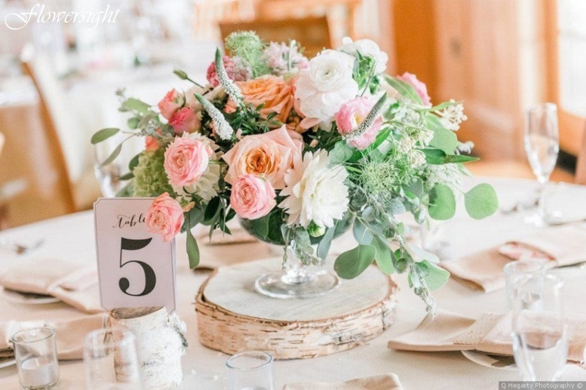 Với những ai yêu thích sự tươi trẻ thì mẫu hoa này sẽ không làm bạn thất vọng