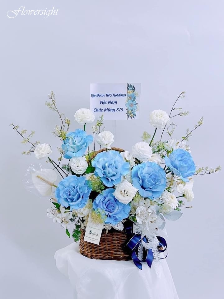 giỏ hoa kỷ niệm ngày cưới