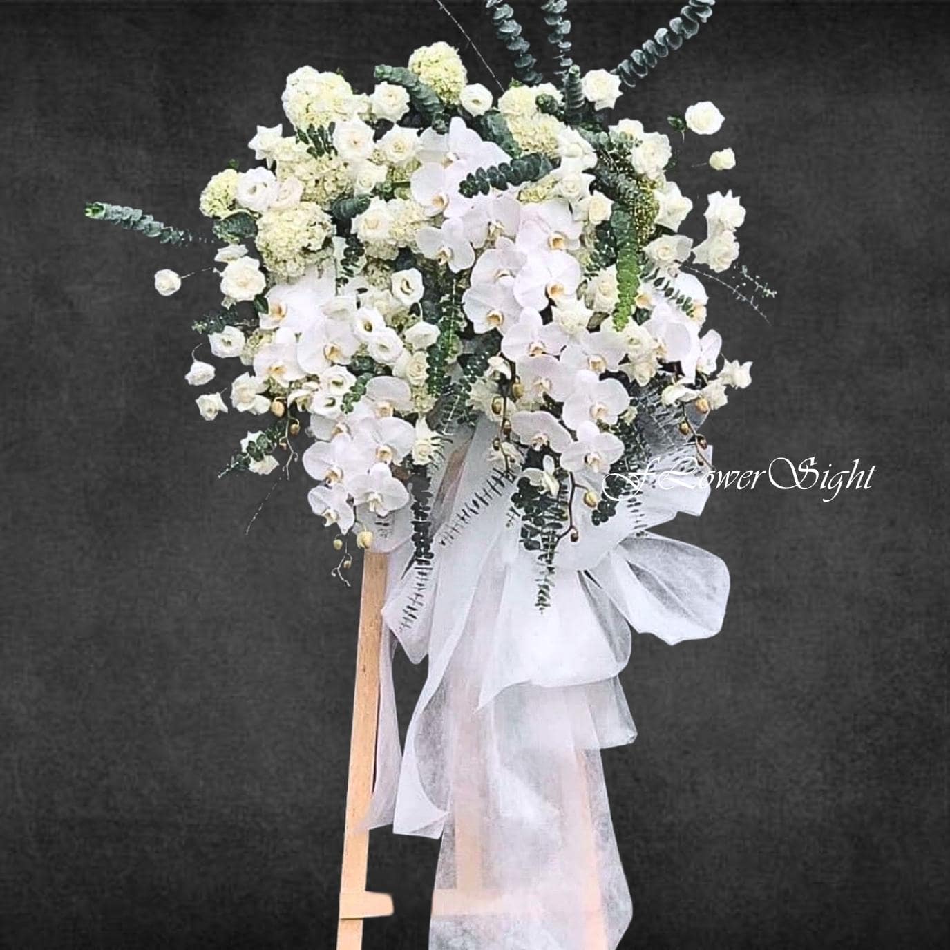 Kệ tang chia buồn phân ly