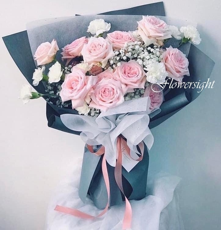 hoa mừng tốt nghiệp hồng Sắc Đỏ