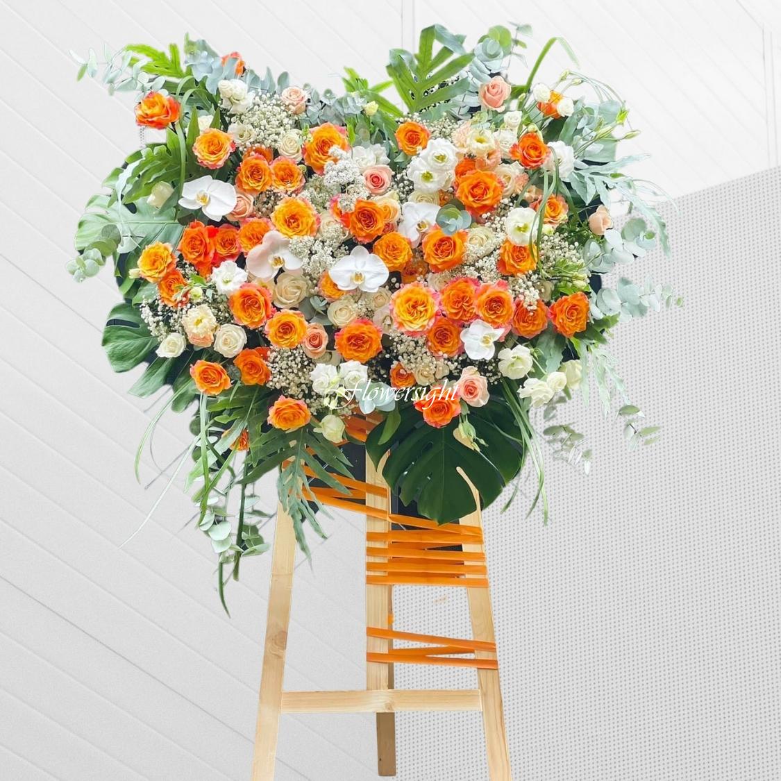 Kệ hoa khai trương Vang danh