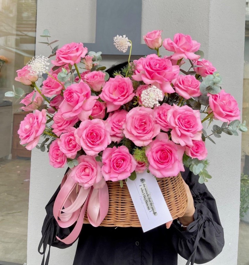 Lẵng hoa hồng chúc mừng ngày thành lập công ty ý nghĩa