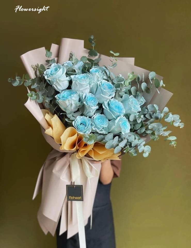 Hoa hồng xanh kỷ niệm ngày cưới