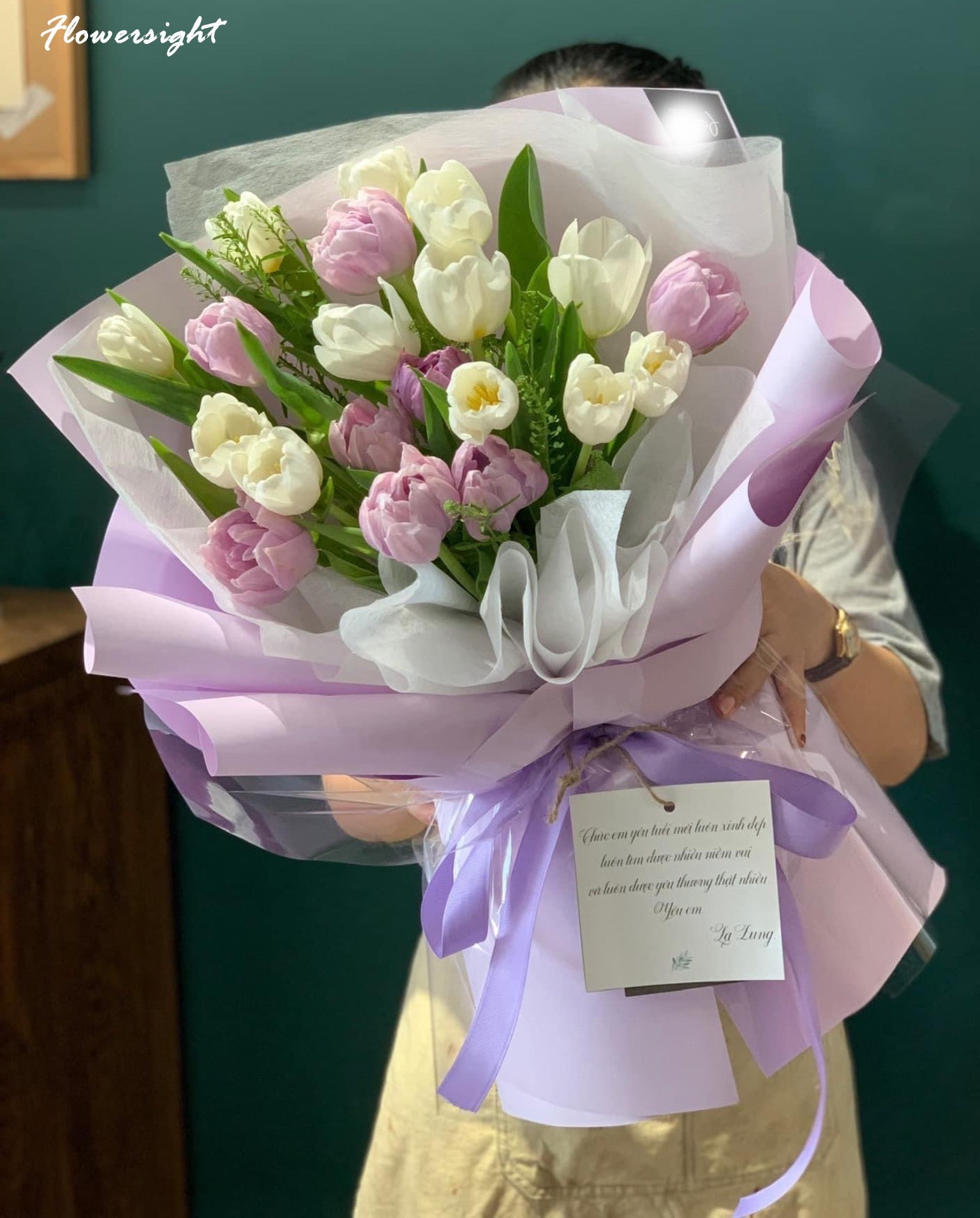 Bó hoa tulip màu tím