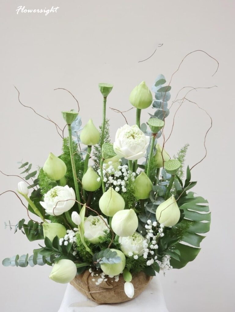 Mẫu hoa sen để bàn thờ