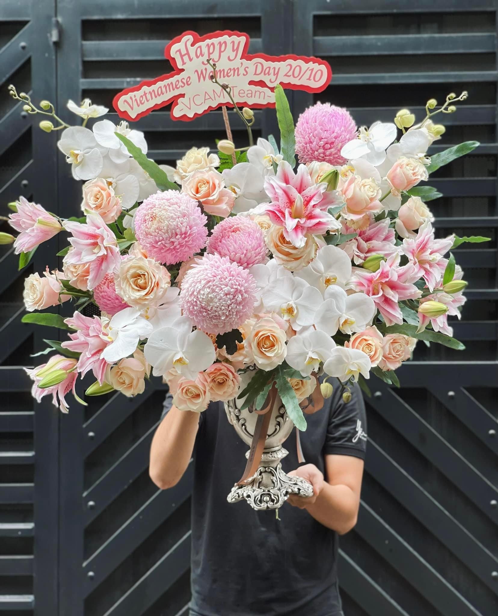 Giỏ hoa ly mừng thọ