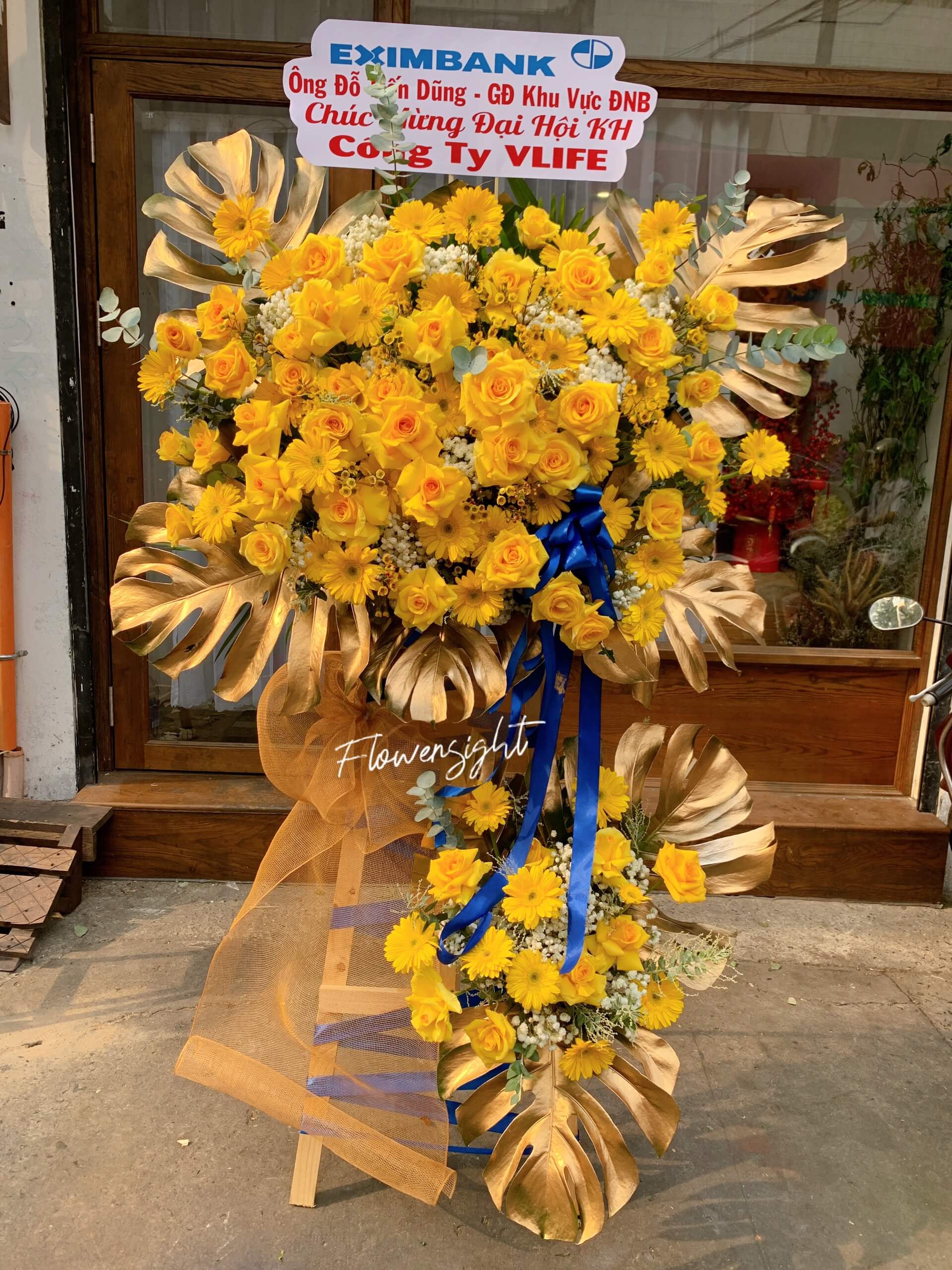 Hoa chúc mừng khởi công, cất nóc