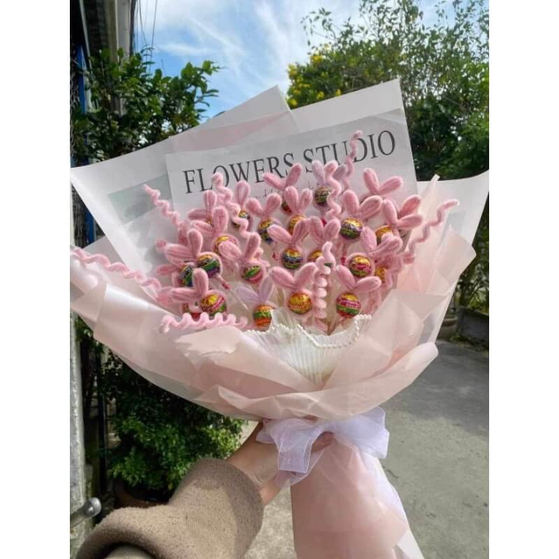 Bó hoa kẹo mút tai thỏ