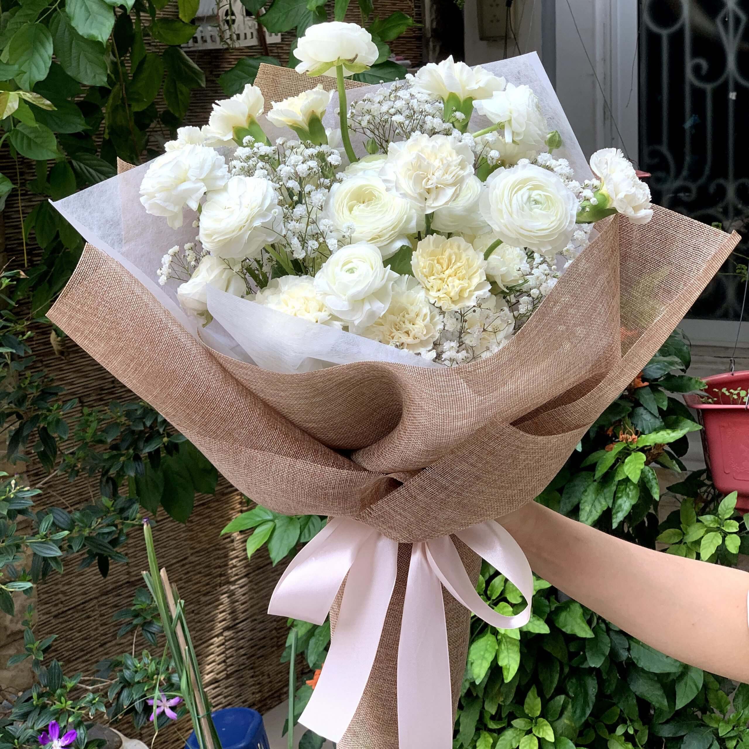 Bó hoa mao lương trắng