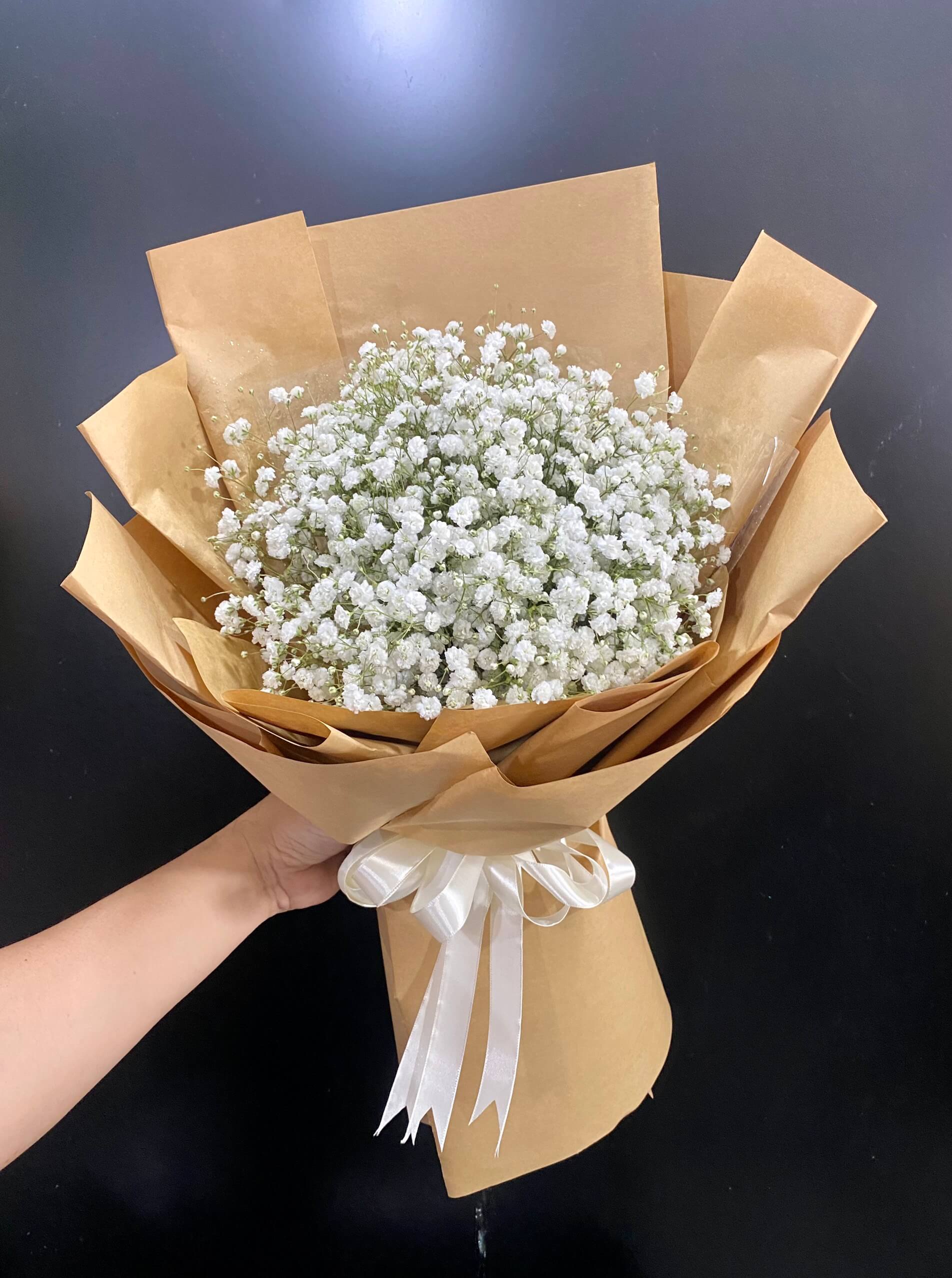 Bó hoa baby trắng