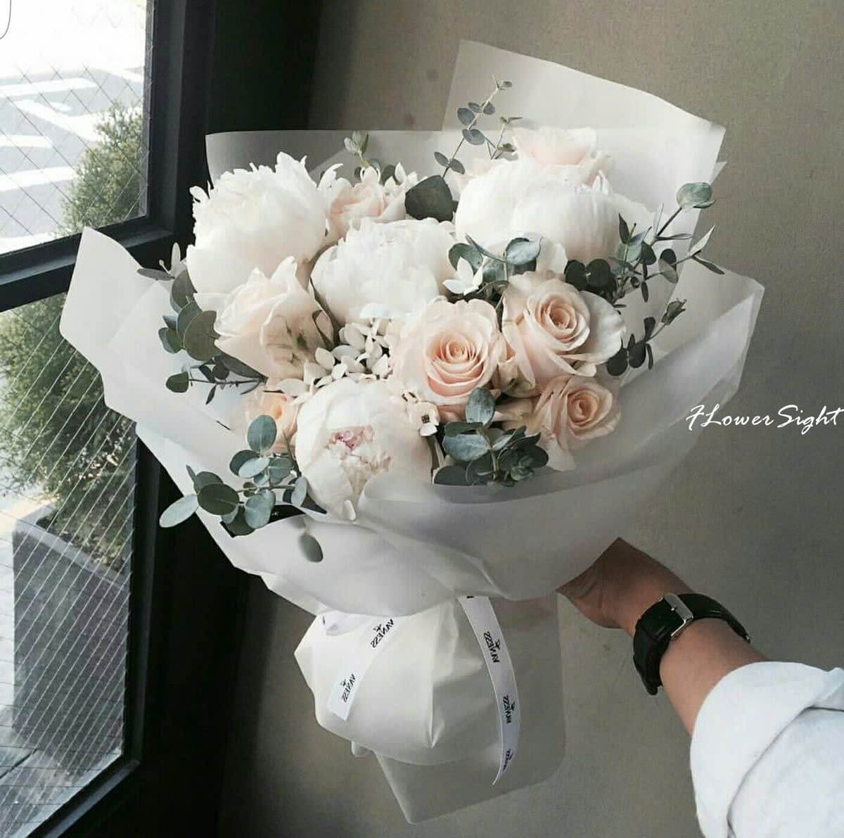 Bó hoa mẫu đơn trắng