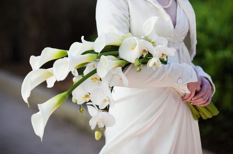 Hoa cưới dáng dài 05