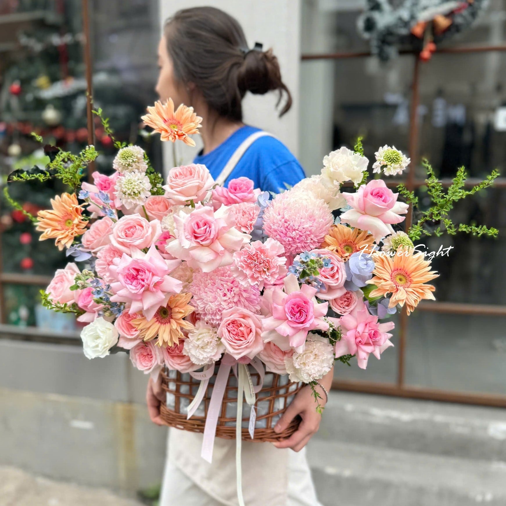 Lẵng hoa tươi 20/11