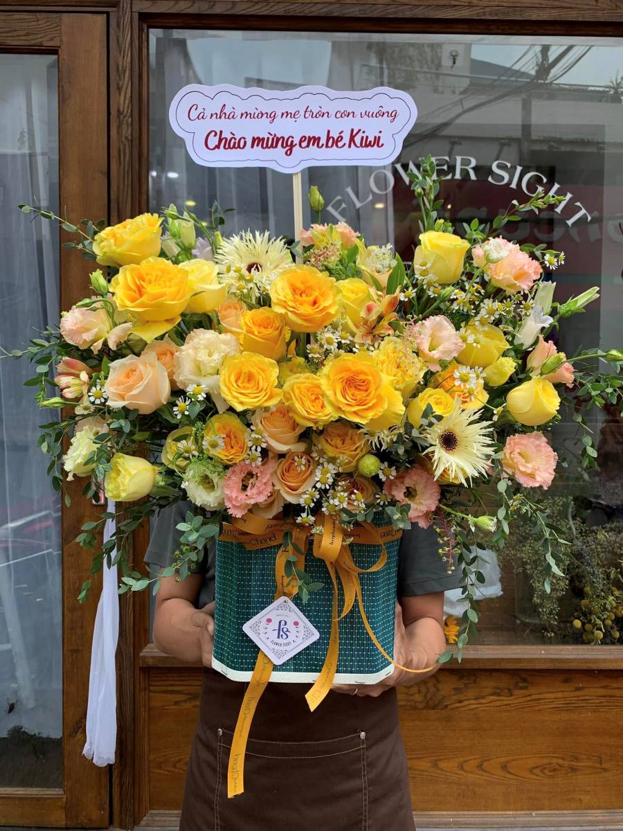 lẵng hoa hồng để bàn