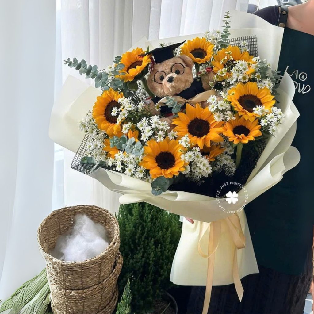 Bó Hoa Gấu Bông Nắng Sớm